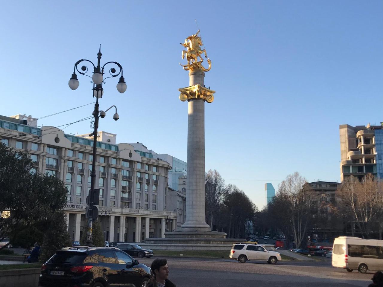 Freedom Square Flat Daire Tiflis Dış mekan fotoğraf